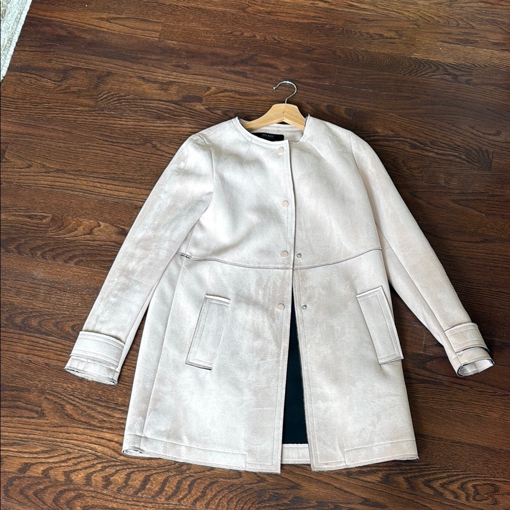 Elegant Light Pink Suede Zara Coat
